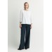 Xandres - SIMONA - 29604-01-0160 - T-shirt met broderie aan de mouwen